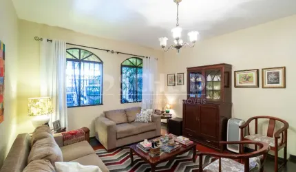 Sobrado á Venda no Alto da Boa Vista com 173m²,  3 quartos sendo 3 suítes, 2 vagas.