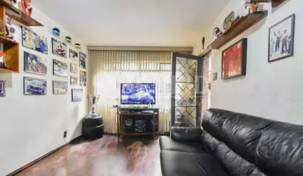 Casa à venda com 150m², 3 quartos e 2 vagas, Chácara Santo Antonio, São Paulo