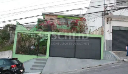 Casa assobradada na Vila Santa Catarina