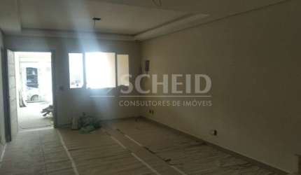 Sobrado novo com três suítes na região do campo Grande.