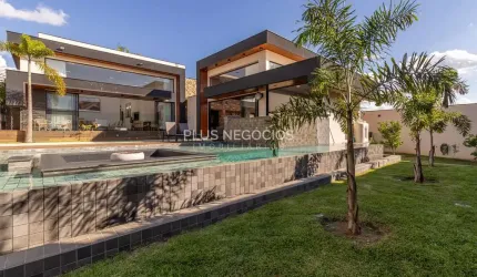 Exclusividade e Conforto: Mansão de Luxo!  Oportunidade Imperdível por R$ 4.3M - Venha Viver o Sonh