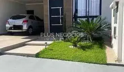 Casa à venda - Casa Espaçosa e Confortável no Condomínio Residencial Villagio Wanel: Venha Conhecer