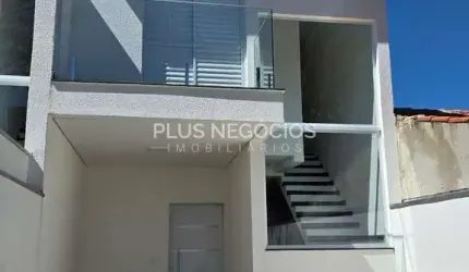 Oportunidade Imperdível: Sobrado Novissímo no Jardim São Carlos, pronto para morar! 5 minutos da Ra