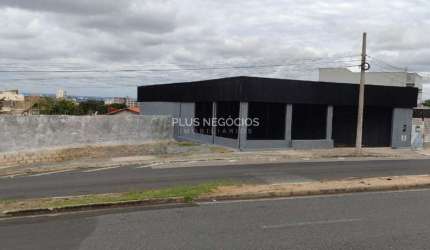 Galpão ACABOU DE SER CONSTRUÍDO - Avenida de grande acesso e vizibilidade para Locação e Venda