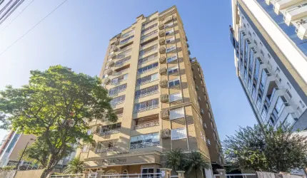 Excelente apartamento com 1 suíte mais 3 quartos à venda no bairro Anita Garibaldi em Joinville