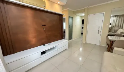 Apartamento semi mobiliado à venda com 2 dormitórios no bairro Glória, em Joinville