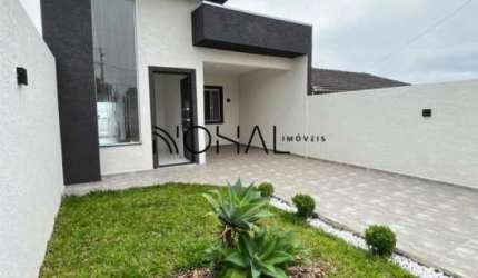 Casa para Venda em Ponta Grossa com amplo terreno/ PR no bairro Uvaranas