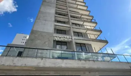 Apartamento no Residencial Lins Antunes no centro de Ponta Grossa com 4 quartos