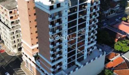 Apartamento semimobiliado à venda com 3 suítes no Edifício London Place