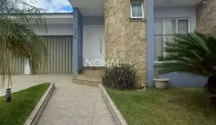 Casa a venda com 4 quartos sendo 1 suíte no Jardim Carvalho