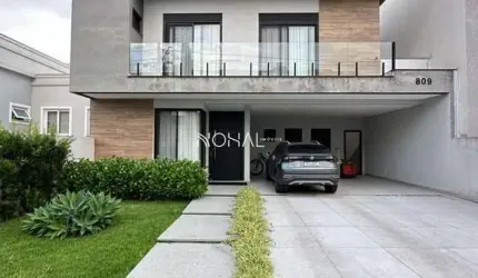 Residência a venda com 4 suítes no Condomínio Villa Toscana