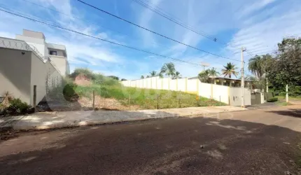 Excelente lote no Bairro Jardim Inconfidência em Uberlândia