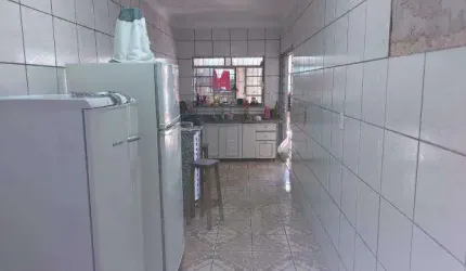 Casa à venda, 4 quartos, 2 suítes, 2 vagas, PLANALTO - UBERLANDIA/MG
