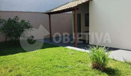 Casa à venda, 3 quartos, 1 suíte, 2 vagas, LARANJEIRAS - UBERLANDIA/MG