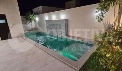 Lindo Sobrado com 298m², 3 Suítes, no Condomínio Splendido na Zona Sul de Uberlândia