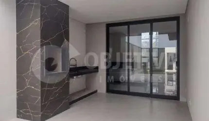 Casa à venda, 3 quartos, 3 suítes, 4 vagas, PAMPULHA - UBERLANDIA/MG