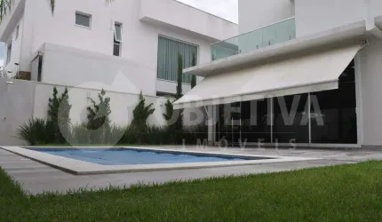 Sobrado Espetacular no Condomínio Gávea Paradiso em Uberlândia: Luxo, Conforto e Versatilidade em um Único Lugar