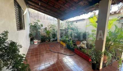 Casa à venda, 3 quartos, 1 suíte, 3 vagas, PLANALTO - UBERLANDIA/MG