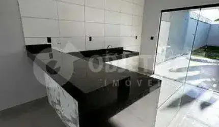 Casa à venda, 3 quartos, 1 suíte, 2 vagas, MARTA HELENA - UBERLANDIA/MG