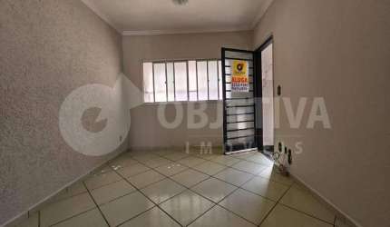 Apartamento para aluguel, 3 quartos, 1 suíte, 1 vaga, GRANADA - UBERLANDIA/MG