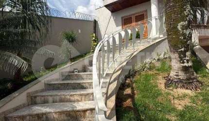 Casa à venda, 4 quartos, 4 suítes, 4 vagas, TABAJARAS - UBERLANDIA/MG