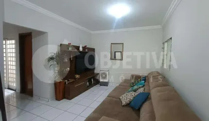 Casa à venda, 6 quartos, 4 vagas, BRASIL - UBERLANDIA/MG