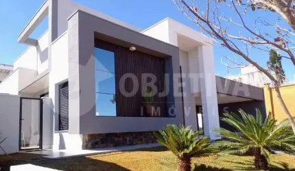 Casa em Condomínio à venda, 3 quartos, 3 suítes, 4 vagas, Alphaville 1 - UBERLANDIA/MG