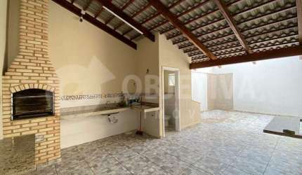Casa à venda, 3 quartos, 1 suíte, 3 vagas, CARAJAS - UBERLANDIA/MG