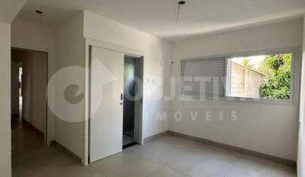Belíssima cobertura nova próxima ao praia clube Uberlândia no valorizado bairro Copacabana disponível para compra