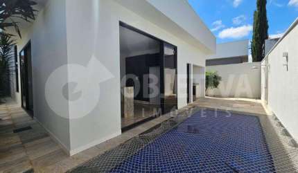 Belíssima Casa térrea no condomínio Splendido disponível para compra