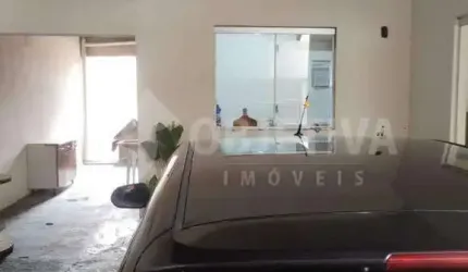 Casa à venda, 4 quartos, 1 suíte, 2 vagas, PANORAMA - UBERLANDIA/MG