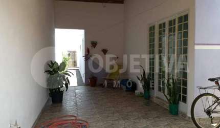 Casa à venda, 3 quartos, 2 suítes, 1 vaga, JARDIM CANAA - UBERLANDIA/MG