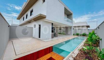 Casa em Condomínio à venda, 4 quartos, 3 suítes, 5 vagas, Terras Altas - UBERLANDIA/MG