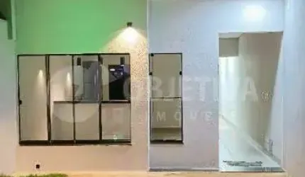 Casa à venda, 2 quartos, 1 suíte, 2 vagas, SHOPPING PARK - UBERLANDIA/MG