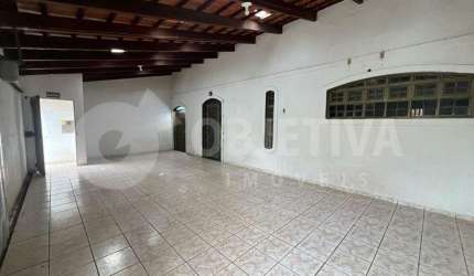 Oportunidade disponível para venda casa muito boa no bairro Cidade Jardim, Uberlândia - MG