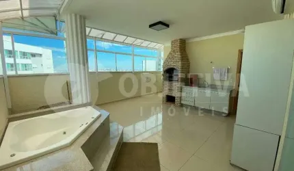 Linda cobertura duplex mobiliada a venda no bairro Santa Monica região do finotti em Uberlândia