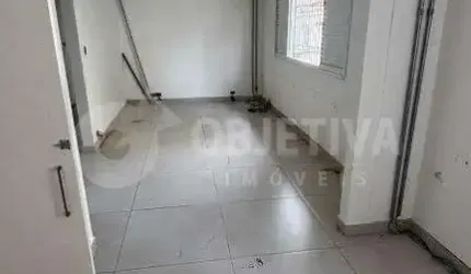 Casa Comercial com documentação para empresas disponível para aluguel
