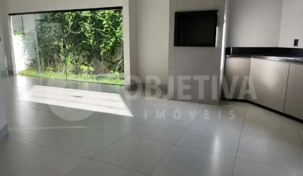 Casa para aluguel, 3 quartos, 1 suíte, 2 vagas, JARDIM COLINA - UBERLANDIA/MG