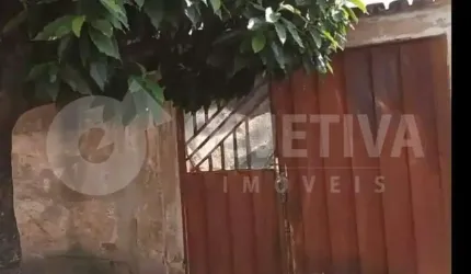 Casa à venda, 2 quartos, 2 vagas, LARANJEIRAS - UBERLANDIA/MG