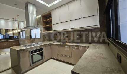 Casa para aluguel, 4 quartos, 2 suítes, 5 vagas, SANTA ROSA - UBERLANDIA/MG