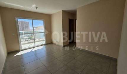 Na região do espetacular bairro planejado Granja Marileusa - Apartamento com 2 Quartos e 1 banheiro para Alugar