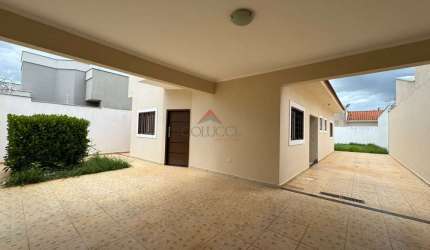 Casa com 3 quartos à venda no Ipanema, Araçatuba  por R$ 450.000