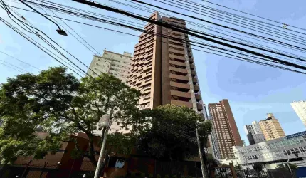 Lindo apartamento dom 4 quartos, 4 vagas - Juvevê - Curitiba