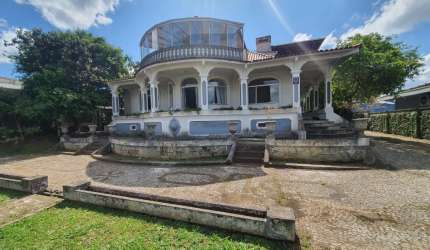 Casa Comercial -Bacacheri