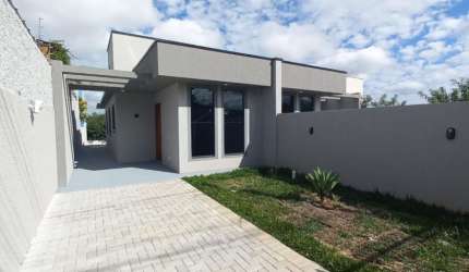 Casa com 62m² - 3 quartos – 1 suíte – 2 banheiros – 2 vagas