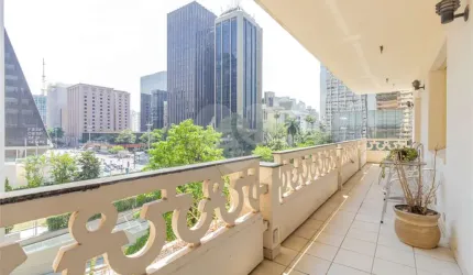 Apartamento com 3 quartos à venda em Bela Vista - SP