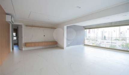 Apartamento com 3 quartos à venda em Indianópolis - SP