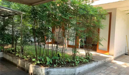 Casa com 3 quartos à venda em Jardim América - SP