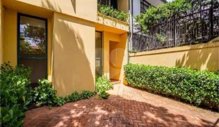 Casa com 3 quartos à venda em Vila Nova Conceição - SP