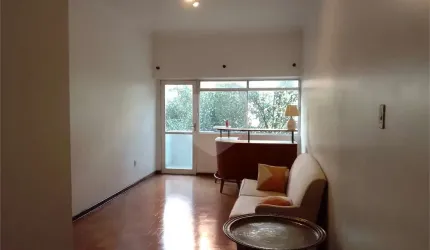 Apartamento com 2 quartos à venda ou para locação em Cerqueira César - SP